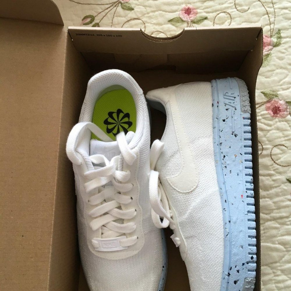 Women Nike AF1 Crafter FlyKnit, Size 7